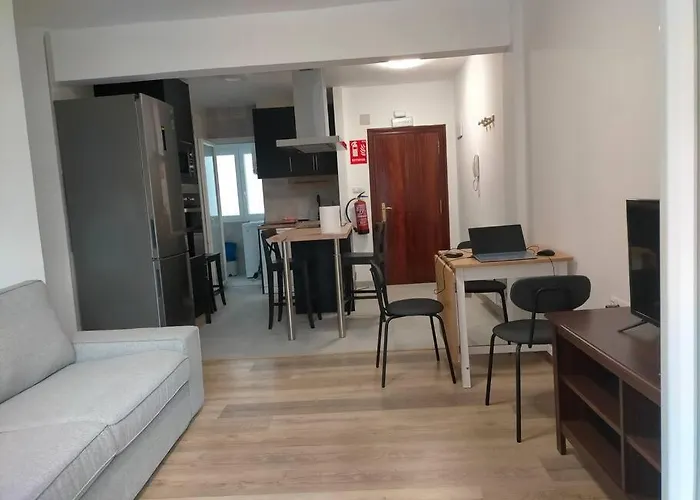 Piso Recien Reformado Con Balcon