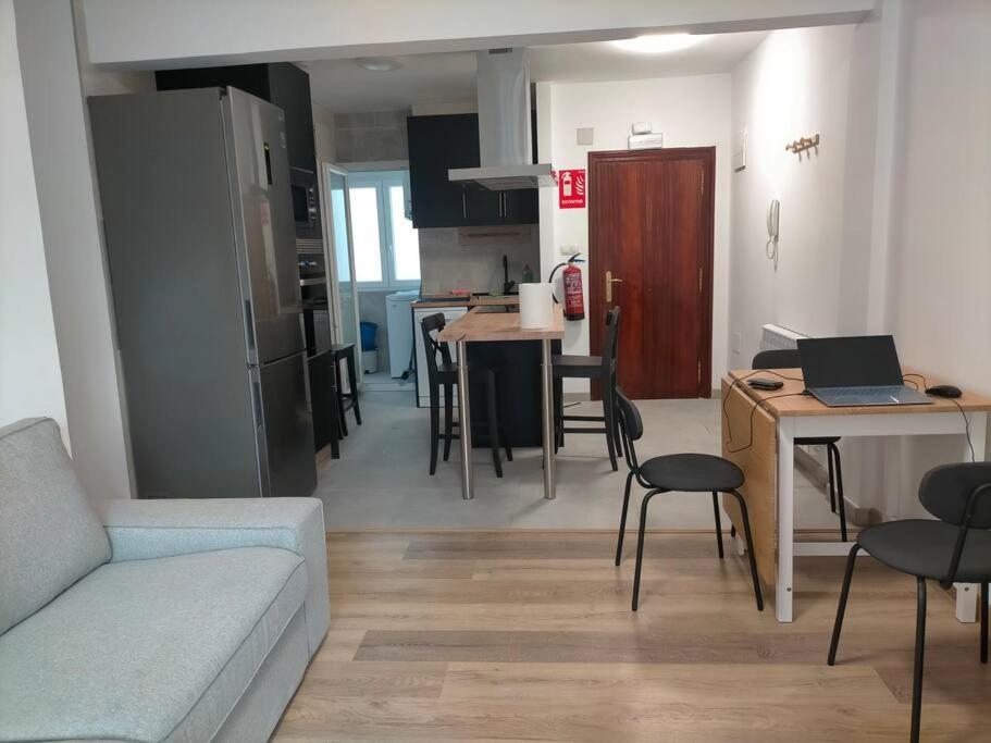 Apartment Piso Recien Reformado Con Balcon Haro